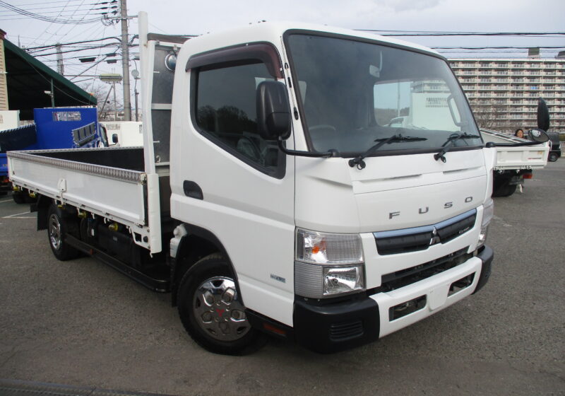 平成28年式 三菱 キャンター 2トン ワイドロング 全低床 5速MT 荷寸434/208/38 床フック左右5箇所対 ETC アオリ上アルミ縞板カバー 鳥居アルミ縞板 メッキホイール レベライザ 鳥居フック1箇所 左電格ミラー ★お問い合わせ番号：0530★