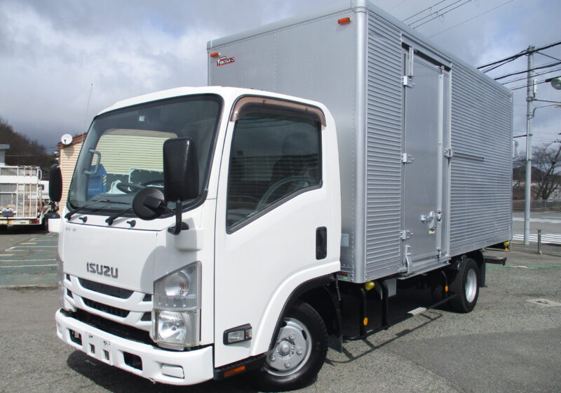平成27年式　いすゞ/エルフ　積載2トン　標準ロング　アルミバン/日本フルハーフ製　全低床/5速MT サイドドア　荷寸444-176-214 ラッシングレール2段 坂道発進補助装置★お問い合わせ番号：9853★★