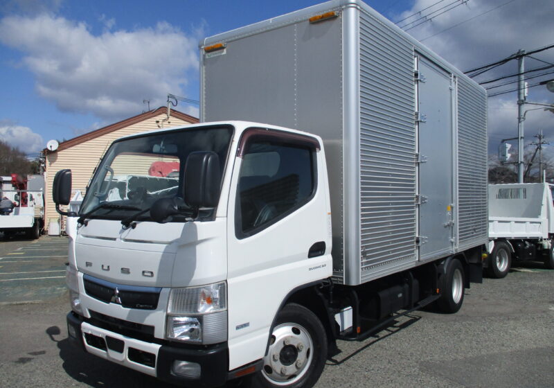 平成31年式　三菱/キャンター　積載2トン 4WD車！　北海道車体（株）製/アルミバン　6速AT/全低床　荷寸434-178-228/標準ロング　サイドドア/ラッシングレール2段/両電格ミラー/坂道発進補助装置　★お問い合わせ番号：0112★