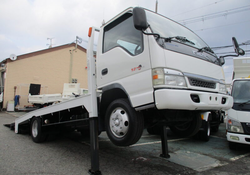 平成15年式　いすゞ/エルフ　積載2トン　積載車/日新工業製　ハイジャッキ　高床/6速MT　ETC/左電格ミラー/リモコン/アイドリングストップ/ロープフック/荷台塗装　荷寸427cm(全長643.5cm)-203cm/あゆみ部分長さ216.5cm　★お問い合わせ番号：2270★