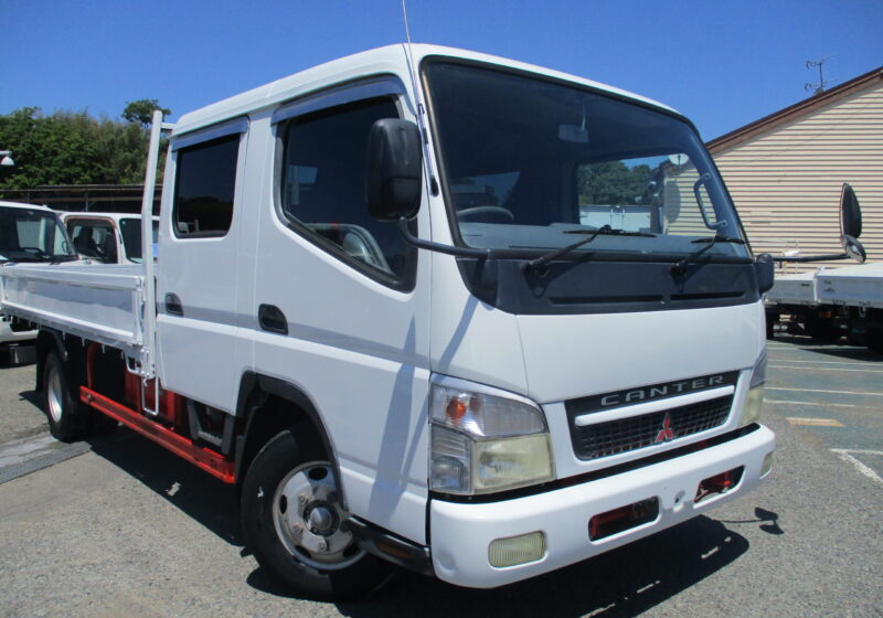 平成19年式 三菱 キャンター 積載3トン Wキャブ/ワイド超ロング 高床 5速MT 荷寸398/190/38 乗車定員7人 床鉄板 鉄板 アオリ内側鉄板 リアエアコン 左電格ミラー 坂道発進補助装置　★お問い合わせ番号：1355★