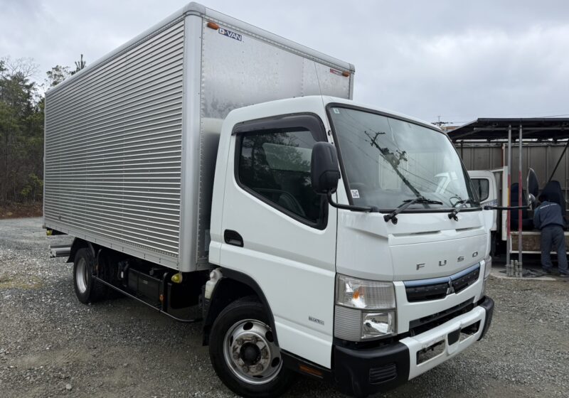 令和1年式　三菱/キャンター　積載3.5トン ワイドロング/ パブコ製アルミバン　新明和製/格納パワーゲート/昇降1000kg　全低床/5速MT　荷寸441/208/20　サイドドア ラッシングレール左右2段 バックカメラ 坂道発進補助装置　PG面180.5-110(117)　★お問い合わせ番号：3099★