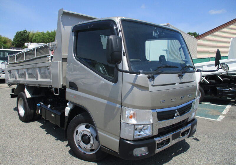 令和2年式 三菱 キャンター 積載3トン ダンプ 極東製 全低床 5速MT ETC コボレーン メッキパーツ 左電格ミラー オーバーヘッドコンソール 横滑り防止装置　★お問い合わせ番号：3722★