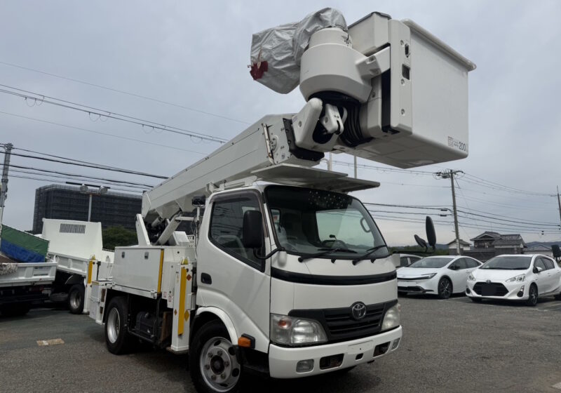 平成23年式 トヨタ トヨエース 作業床14.6m 高所作業車 バケット200kg 高床 5速MT アイチ製SH15B FRP製バケット アウトリガー トータルアワーメーター4071.7h ユニットアワーメーター424.4h★お問い合わせ番号：2789★