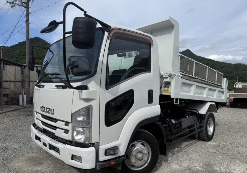 平成27年式　いすゞ　フォワード　積載3.85トン　新明和製　MODEL：DR4-0003S　強化ダンプ　6速MT　電動コボレーン　プロテクター補強　☆荷台塗装☆　荷寸340-205-34　ETC　左電格ミラー　150馬力　ABS　坂道発進補助装置　ロープフック　アイドリングストップ　一方開　地上高110cm　☆車検令和9年2月9日迄☆　★お問い合わせ番号：5216★