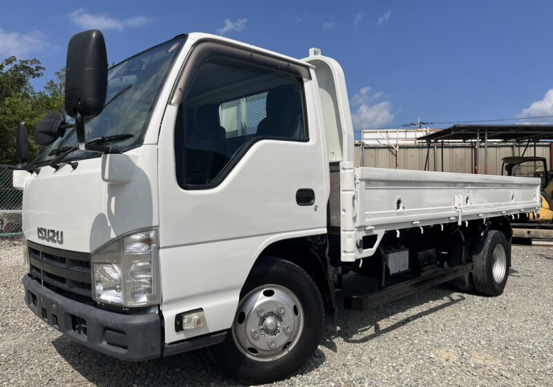 平成23年式 いすゞ エルフ 積載2トン 標準ロング 高床 6速MT 荷寸435/179/38 床鉄板 ETC ドラレコ ロープ穴左右4箇所対後2箇所 アオリ開閉補助装置 アオリチェーン 坂道発進補助装置 レベライザ☆車検令和8年12月22日迄有り☆★お問い合わせ番号：1616★