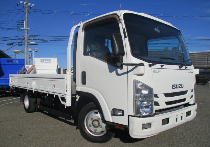 平成30年式　いすゞ　エルフ　積載2トン　ワイドロング　6速MT/全低床　荷寸434-206-38　ロープ穴左右3ヶ所ずつ　アオリ開閉補助装置　左電格ミラー　☆床板張替え済み！☆　★お問い合わせ番号：0312★