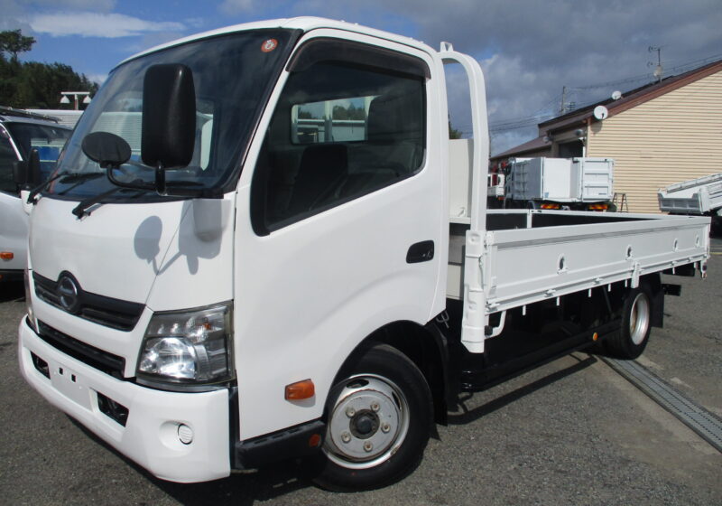 平成25年式　日野 デュトロ　積載2トン　ワイドロング　全低床 5速MT　荷寸434/207/38　ロープ穴4対/後2箇所 床フック2対 ETC アオリ開閉補助装置　★お問い合わせ番号：1499★